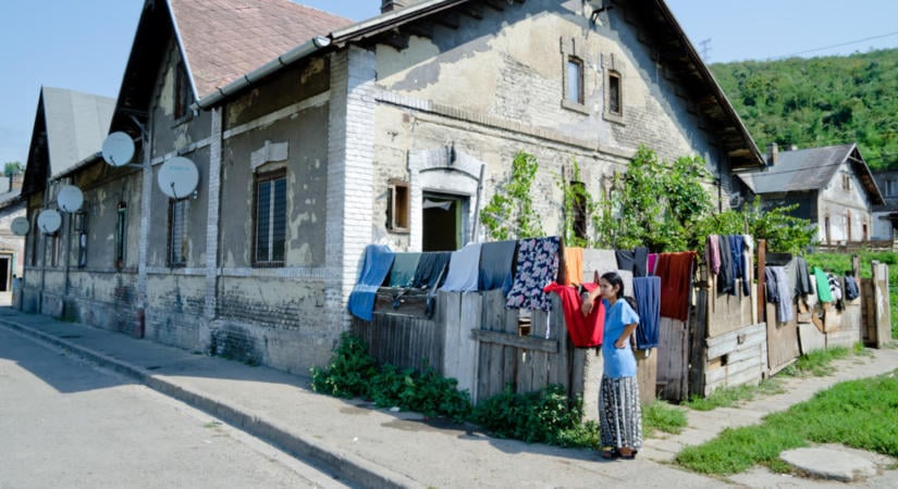 Brutális a szakadék a magyar települések között, van, ahol 13-szor annyit keresnek, mint máshol
