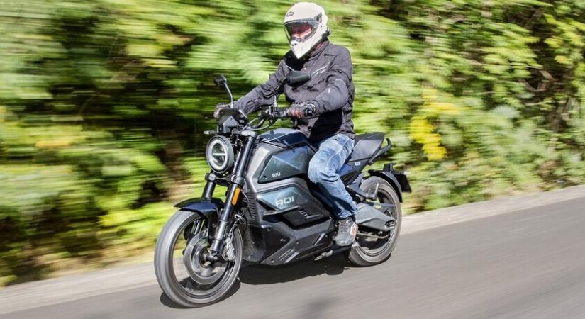 Mire (nem) jó ma egy elektromos motor? - Tapasztalatok 100 000 kilométer után