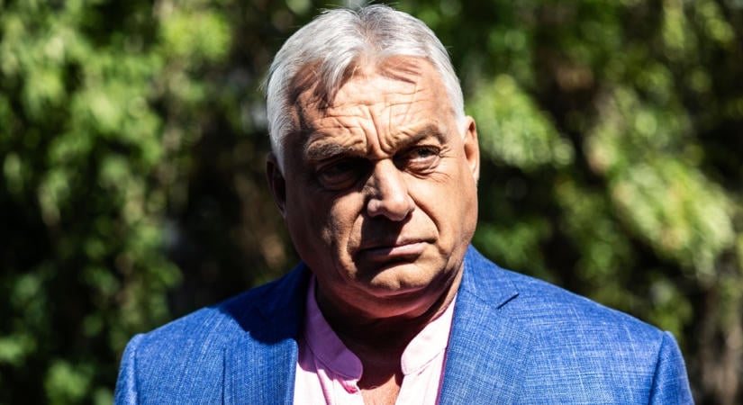 Orbán Viktor kiment tüntetni, lefotózták a volt miniszterelnököt