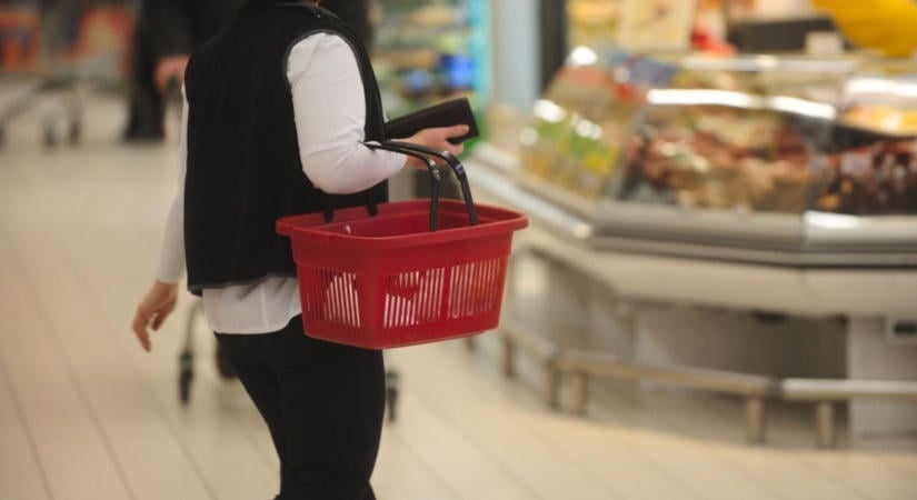 Ezzel etetnéd a kedvencedet? Jobb, ha nem teszed, veszélyes dolgot találtak benne!