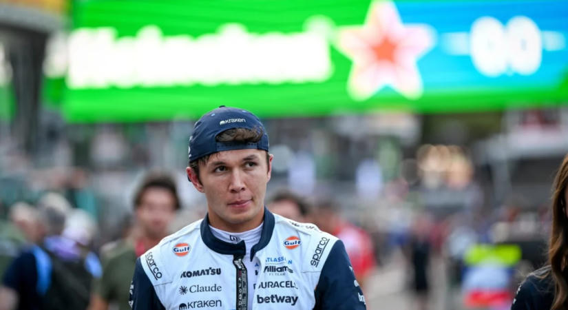Alex Albon 2027-ben is a Williams pilótája marad