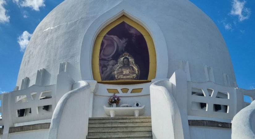 Európa egyik legnagyobb buddhista sztúpája áll a Balaton mellett, mutatjuk, miért különleges ( fotók)