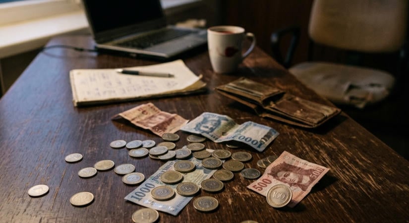 CIB vállalkozói bankszámla sok utalással: hogyan számold ki a teljes havi költséget?