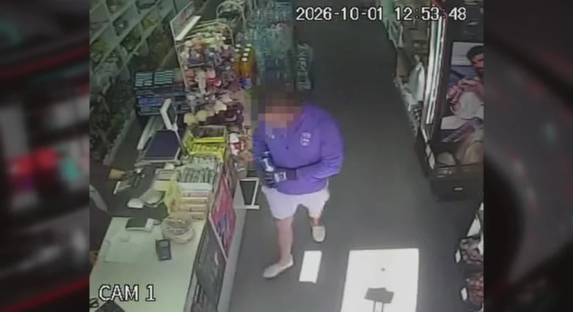 Videón, ahogy kirabolta és megverte az eladót Debrecenben - megszólal az áldozat