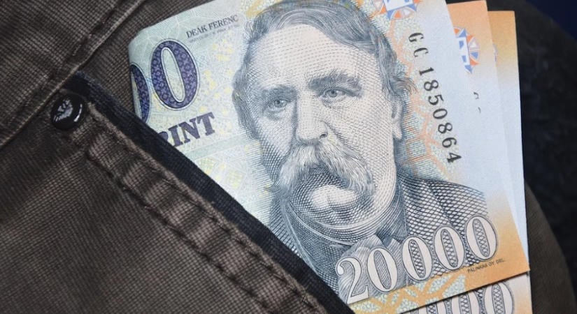 Augusztusban tovább gyorsult a keresetek növekedési üteme