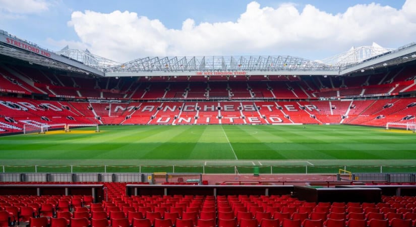 Több mint 500 millió fontból építené újjá a védelmét a Manchester United