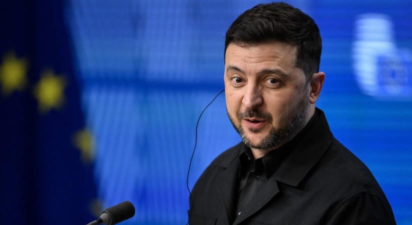 Mérföldkő: Ukrajnában elfogadták a kisebbségi nyelveken folyó oktatásról szóló törvényt