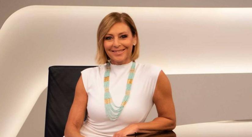 Erős Antónia egész alakos bikinis képen: az 53 éves híradós bomba formában van