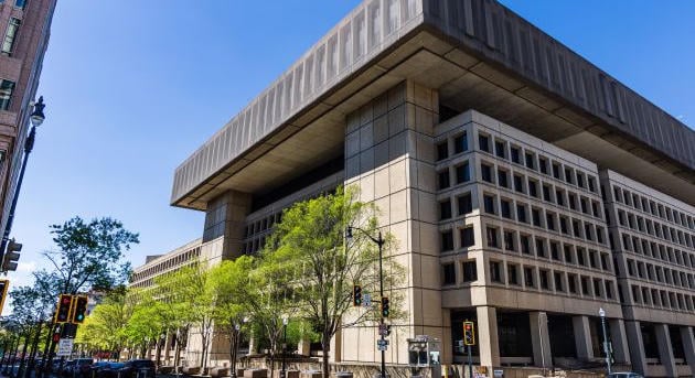 A hekkerek szerint az FBI félretájékoztatott. Büntetésből feltörték