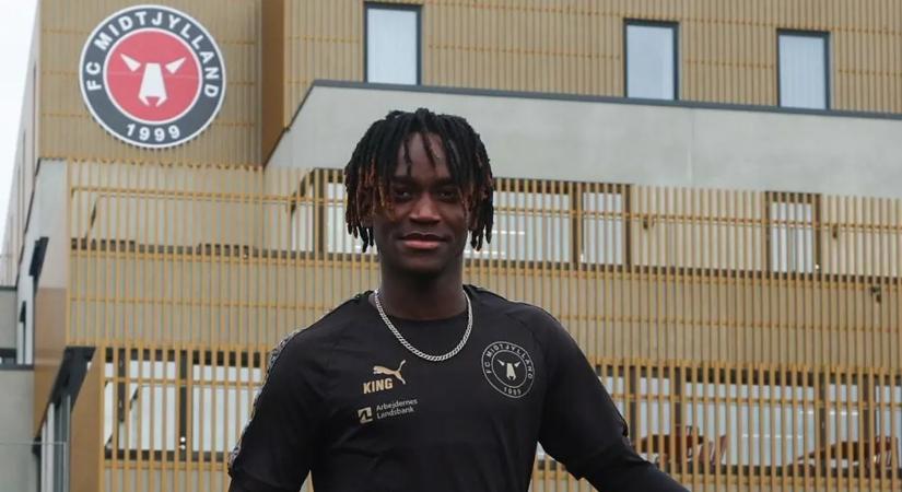 Megkéselték a Midtjylland 19 éves labdarúgóját