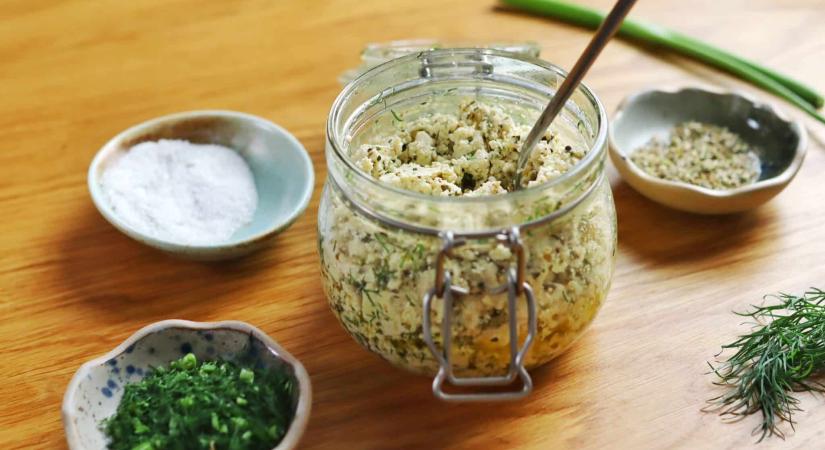 Vegán ricotta tofuból: fűszeres alternatíva mindössze öt perc alatt