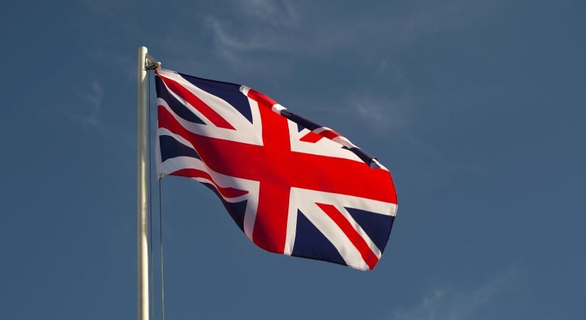 Törvényen kívüli szervezetté nyilvánítja a brit kormány az iráni Iszlám Forradalmi Gárdát
