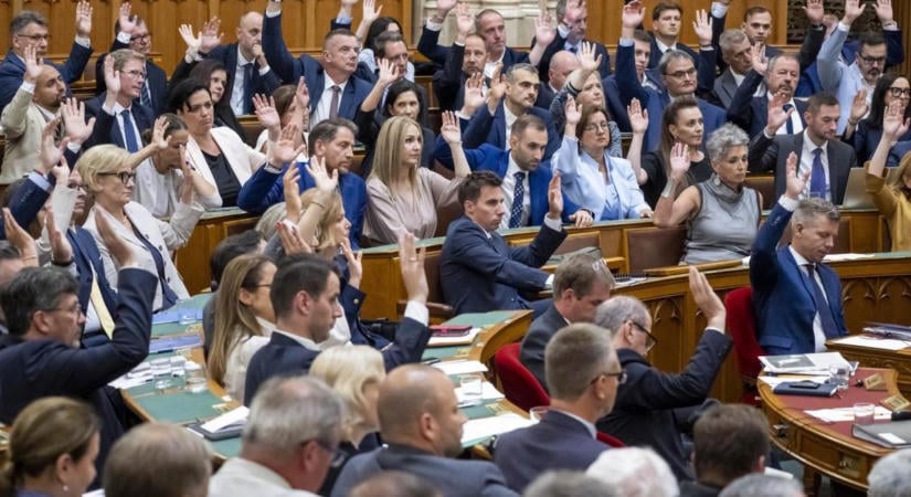 Ma visszaállíthatja a kötelező orvoskamarai tagságot a parlament