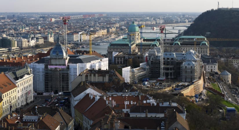 Betiltaná az Airbnb-t a budai Várban az I. kerület 2028-tól