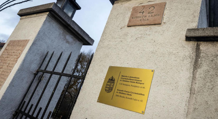 „Szabadidejét, gyakran a hétvégéket is a gyermekek társaságában tölti” – ezért tüntették ki a bicskei gyermekotthon igazgatóját