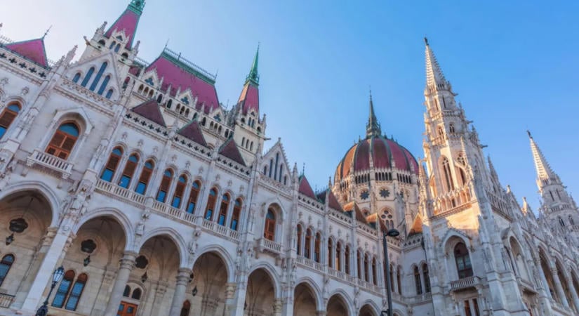 A kormányhivatalok és a közjegyzők iránt a legmagasabb a lakossági bizalom