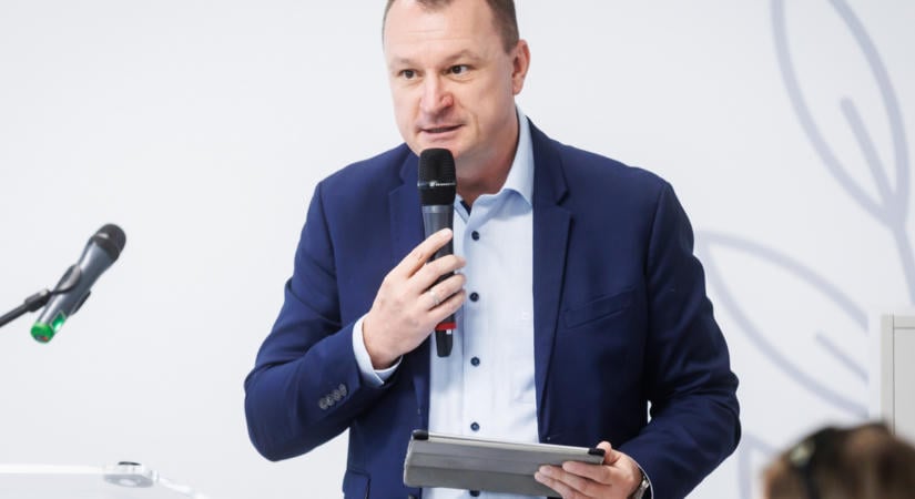 Szujó Zoltán bejelentette távozását, új vezetője lesz az MNASZ-nek