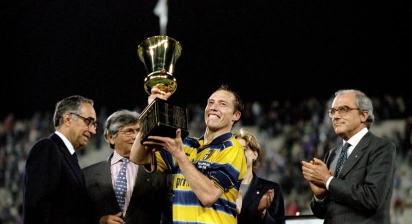 Ma 60 éves a Parma legendás argentin védője, Roberto Senesi