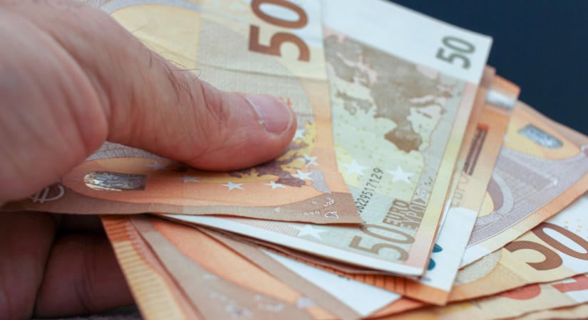 Kiderült, mikor vezethetik be a leghamarabb az eurót Magyarországon, de ezen az egy dolgon elcsúszhat minden