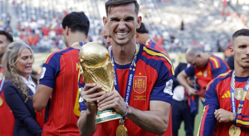 Fabián Ruiz nem Bradley Barcola, új szerződést kapott Párizsban!