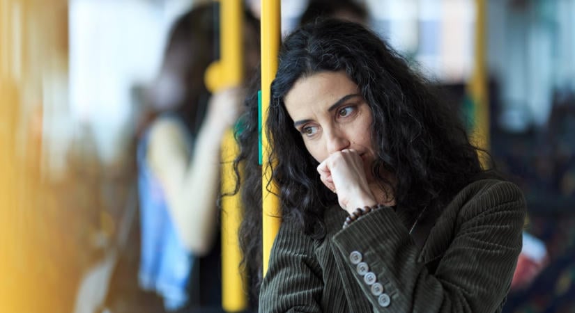 Rá akartam szólni a tinédzserekre a buszon, de nem mertem – ahogy senki más sem