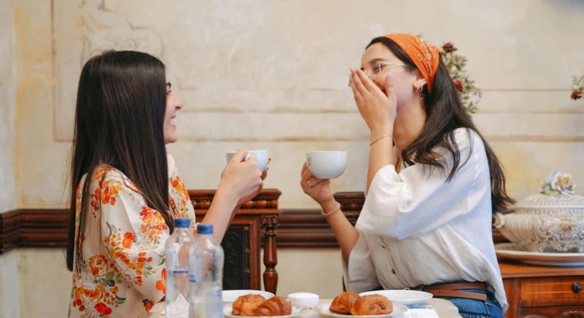 5 mondat, ami azonnal leleplezi, ha valaki csak tetteti a barátságát