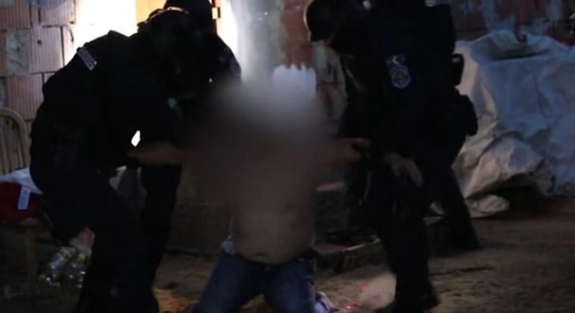 Halálos fenyegetésig fajult a gyász a ceglédi kórházban – videón a férfi elfogása