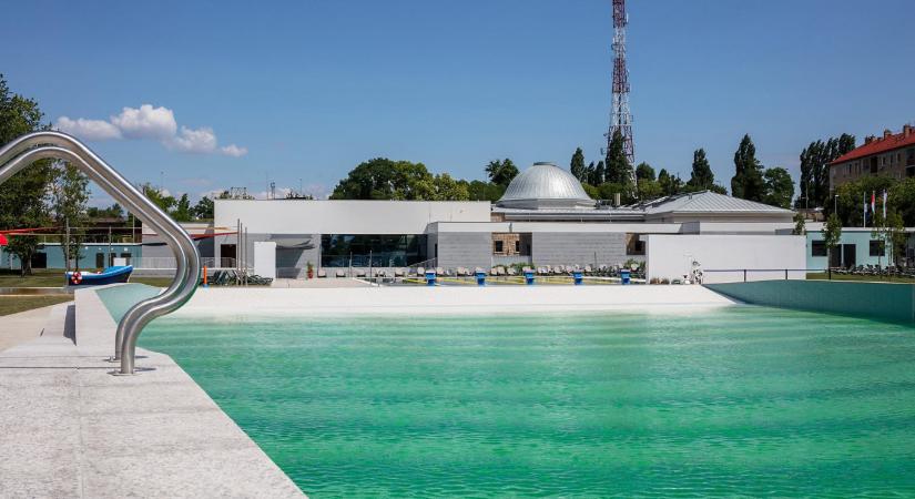 Váratlanul porördög csapott le a pesterzsébeti strandra, felkapott egy 150 kilós betontalpat is