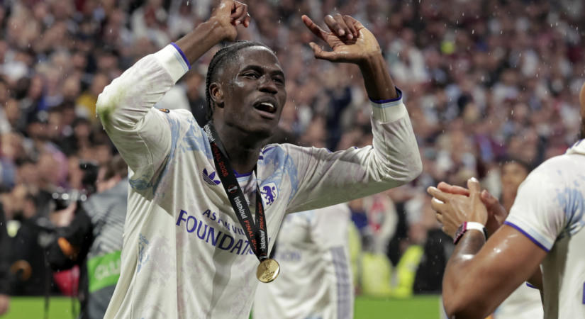 Súlyos sérülése ellenére 2031-ig hosszabbíthat az Aston Villa egyik legfontosabb játékosa