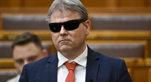 Azonnali hatállyal távozik egy helyettes államtitkár: megszűnt a bizalom