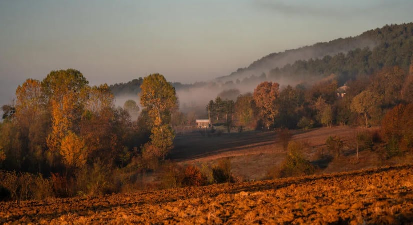 Megmutatja igazi arcát az őszi idő, 4 fokkal indul a reggel