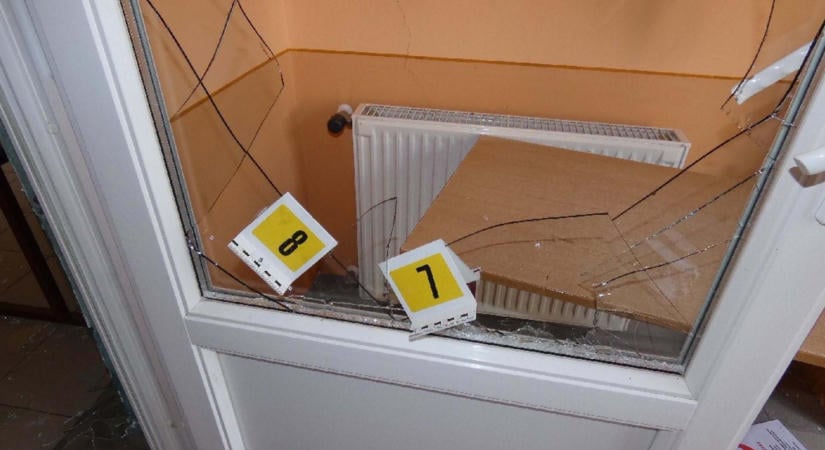 Matyi, a rendőrkutya segítségével fogták el a kerecsendi iskola betörőjét