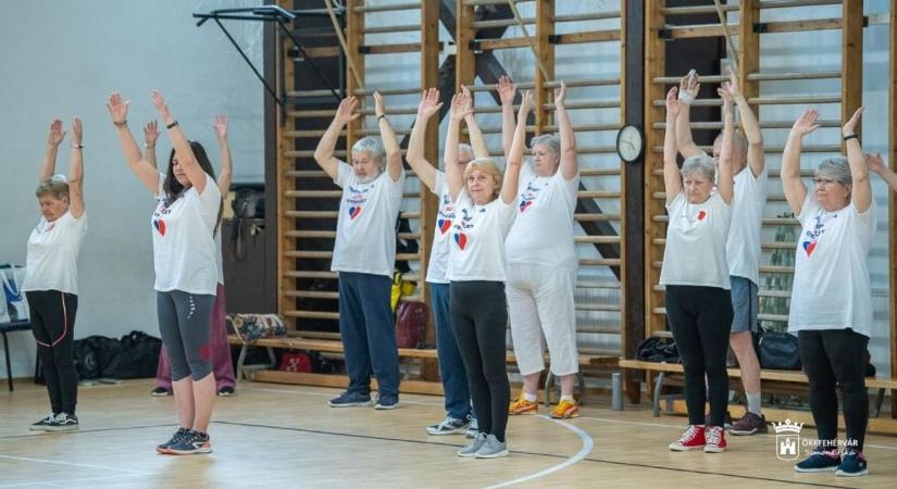 A Székesfehérvári Szív Egyesület tagjaival találkozott Cser-Palkovics András polgármester