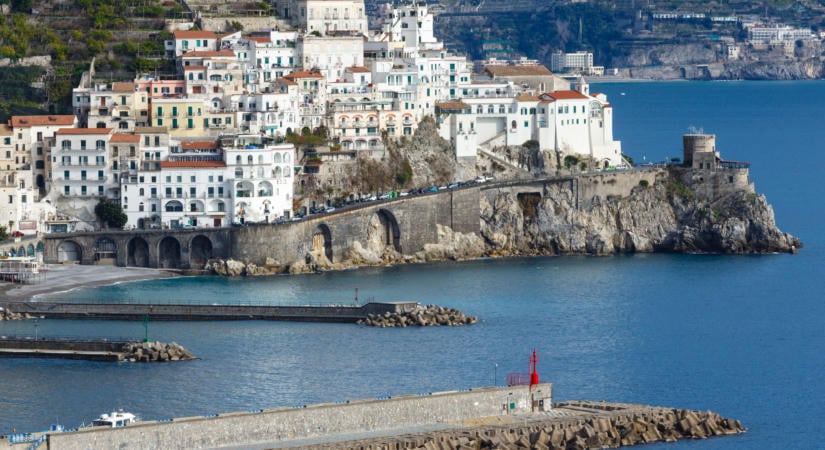 Közvetlen Wizz Air járat lesz a csodálatos Amalfi part felé