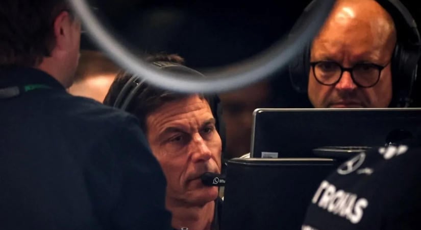 Videón a kiborulás, a Mercedes főnöke dührohamot kapott Malajziában