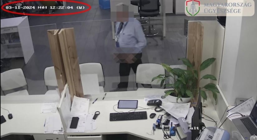 Több mint 11 millió forint tűnt el egyetlen banki csalás során, Szolnokra is vezetnek a szálak