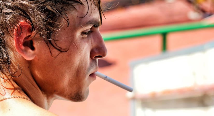 Méregdrága lesz a cigaretta novembertől, füstölögnek a dohányosok