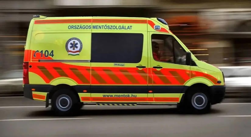Súlyos buszbaleset Budapesten: kilenc sérült, köztük két gyermek