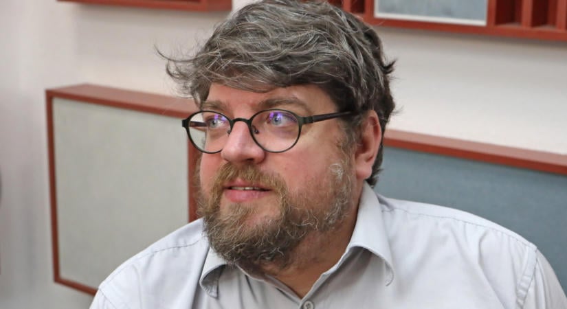 "A homofób-törvény a fiataloktól zárta el a számukra fontos információkat"