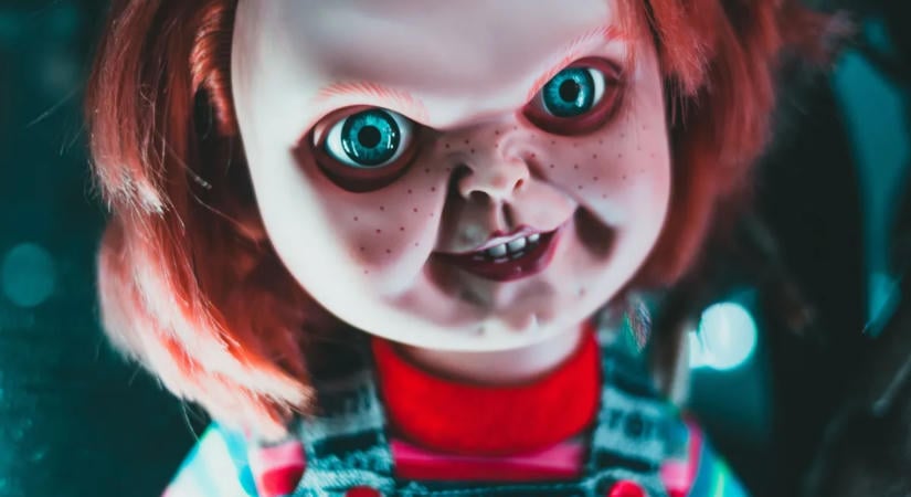 Nyugtalanító kísérlet: kést adtak egy AI-robot kezébe, előtte feküdt egy játékbaba – ez történt