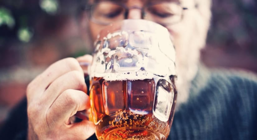Ugyananúgy rákkeltő az alkohol, mint a dohányzás