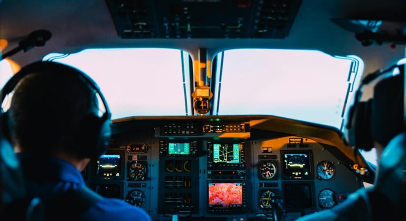 Önként távozó pilótákat keres a Wizz Air a londoni bázisán