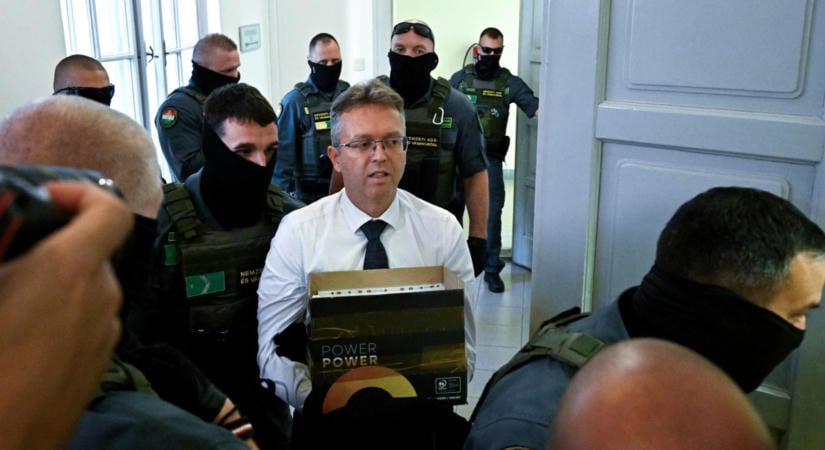Rácsok mögött töltheti a karácsonyt Hankó Balázs