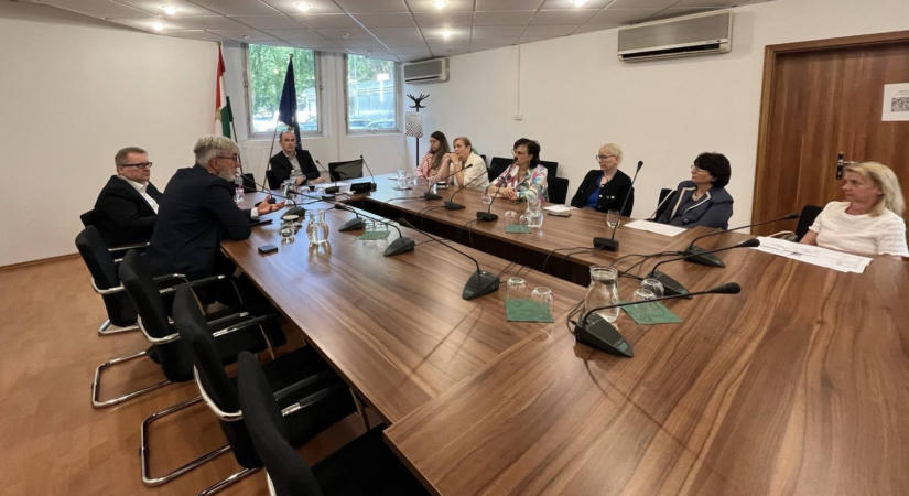 Egyedi gyógyszerkérelmek: „fecnin” jött az indoklás nélküli elutasítás