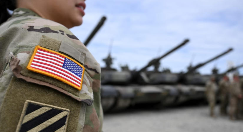 Az amerikai hadseregnél ráébredtek, hogy a mobilok és számítógépek hirdetési adataival követni lehet a katonákat