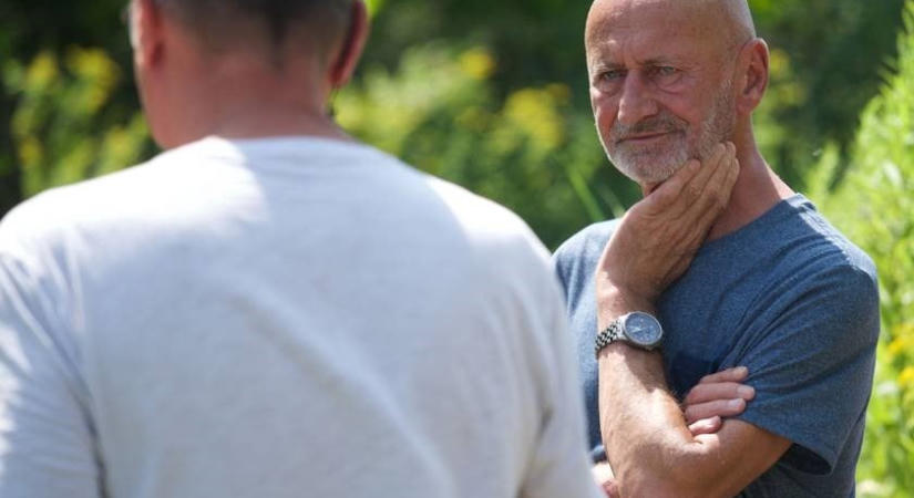 A 77 éves Reviczky Gábor az életéért harcol, nevet a rákbetegségén