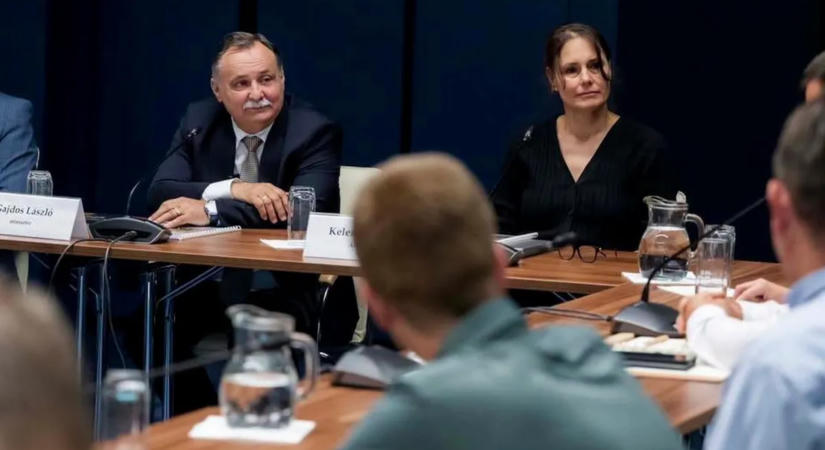 Gajdos László haladékot kért a vízügyi államtitkár vakációjáról való tájékoztatásra