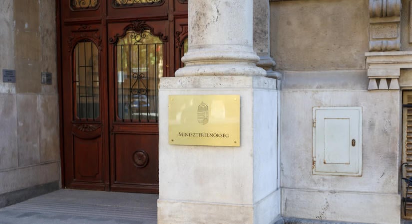 Nyilvánosságra hozták a 2010 és 2026 között született, nem nyilvános kormányhatározatok listáját