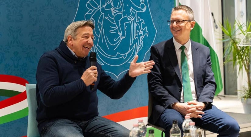 Trianonról kért 3 milliót Bayer Zsolt, végül a Magyar Nemzetben megjelent publicisztikáival számolt el