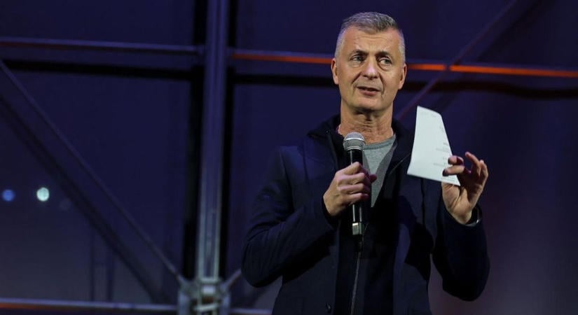 Nagyon csúnyán elszámíthatta magát Magyar Péter, amikor beleállít a Fradiba: világklasszis legendák sora állt ki Kubatov Gábor mellett – mutatjuk a névsort